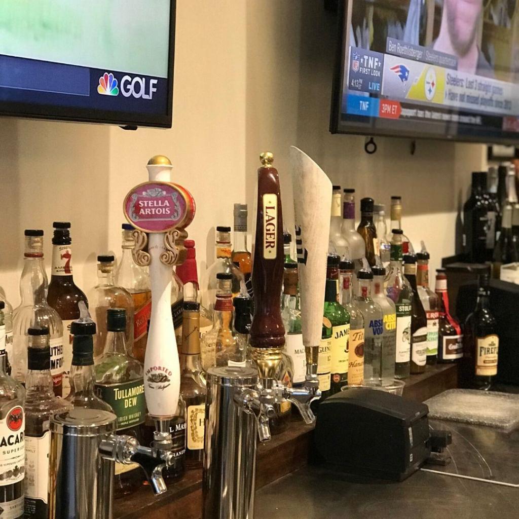 view of the full bar